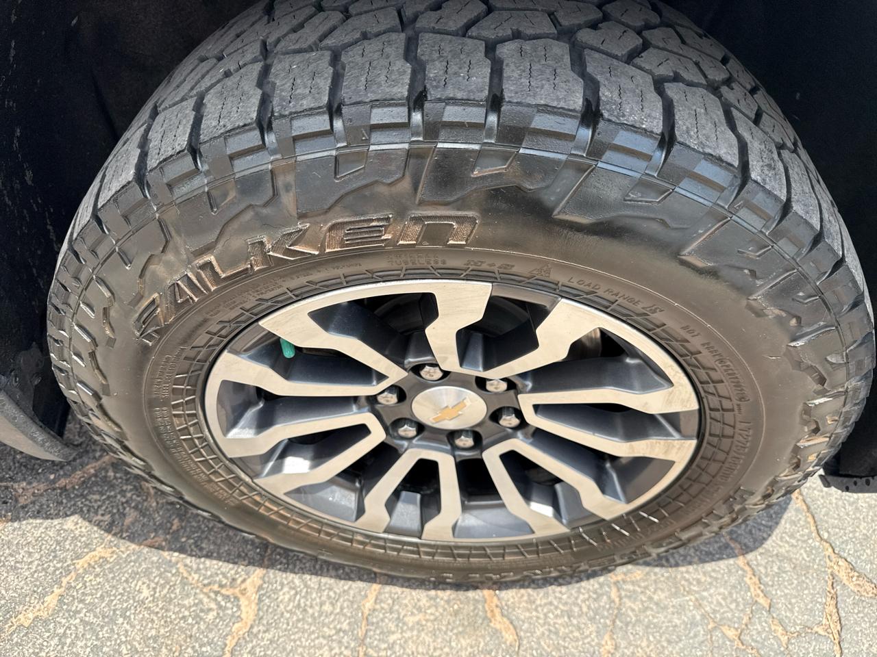 GMC Sierra 1500 4WD Crew Cab 153.0" SLT 2020