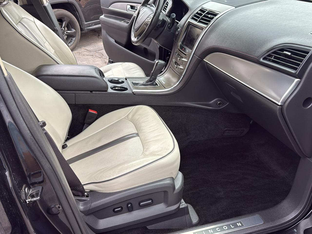 Lincoln MKX AWD 2015