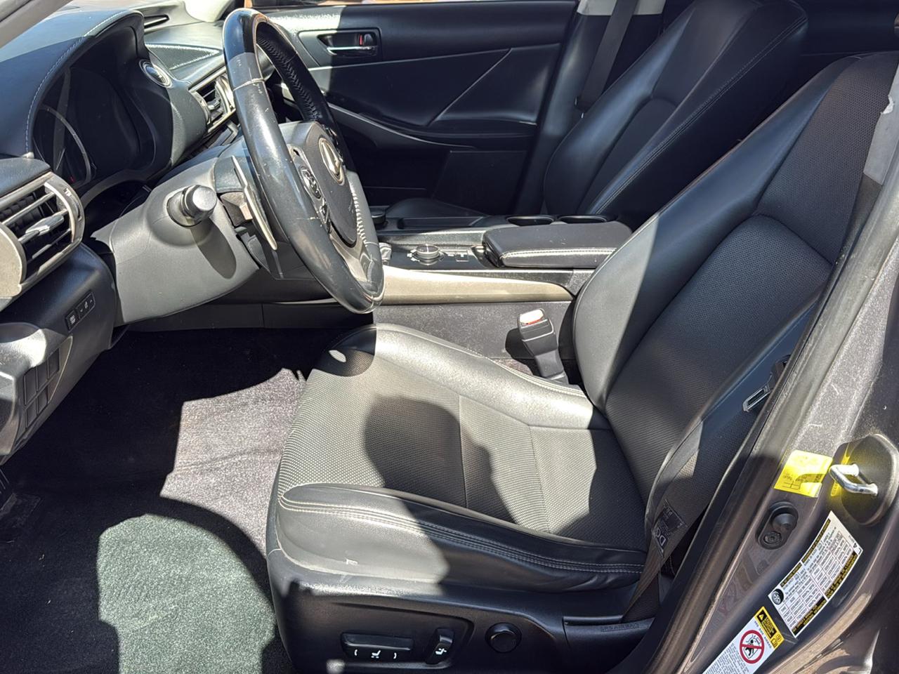 Lexus IS 250 RWD 2014