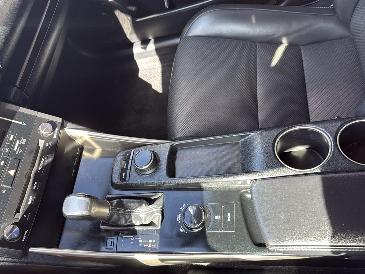 Lexus IS 250 RWD 2014