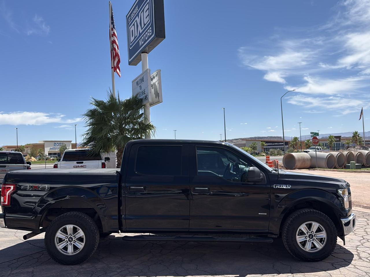 Ford F-150 4WD SuperCrew 145" XLT 2017