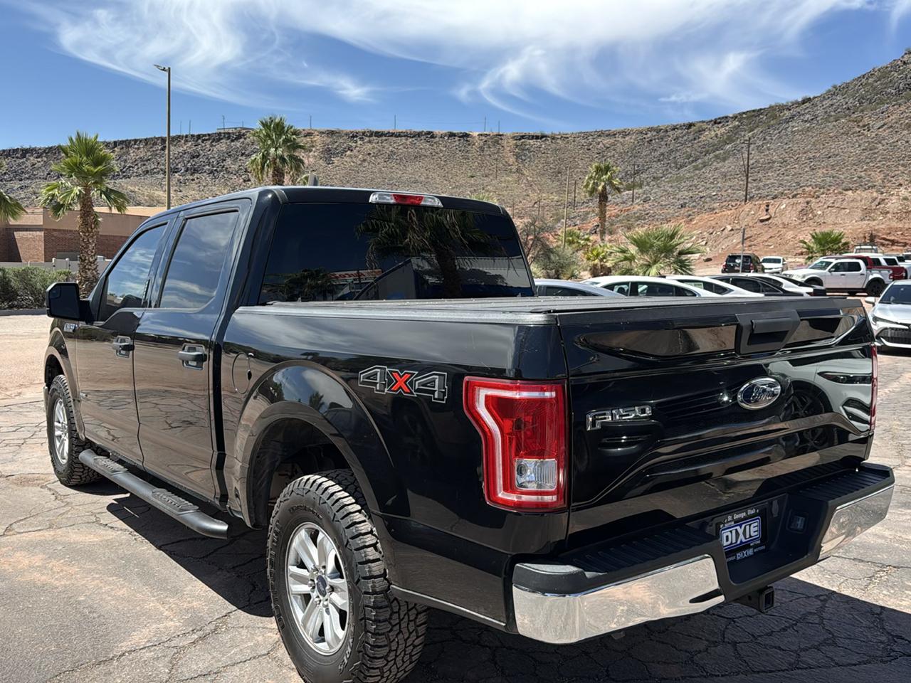 Ford F-150 4WD SuperCrew 145" XLT 2017