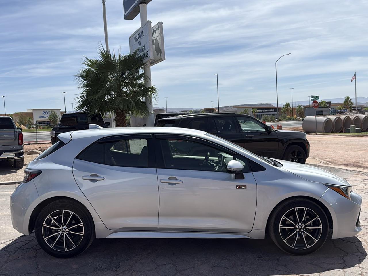 Toyota Corolla XLE CVT 2019
