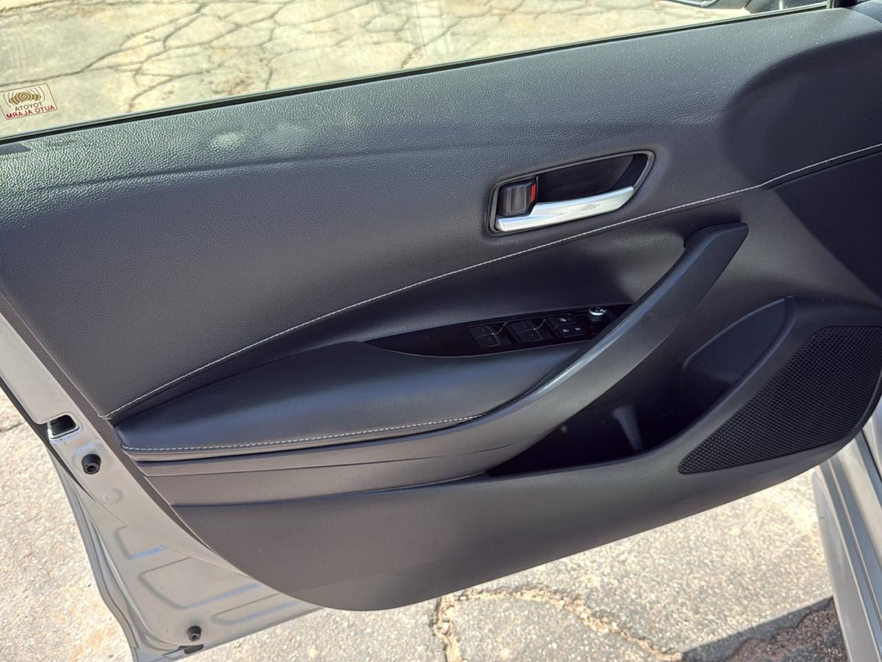 Toyota Corolla XLE CVT 2019
