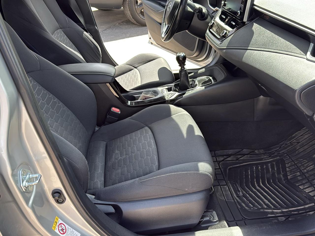 Toyota Corolla XLE CVT 2019
