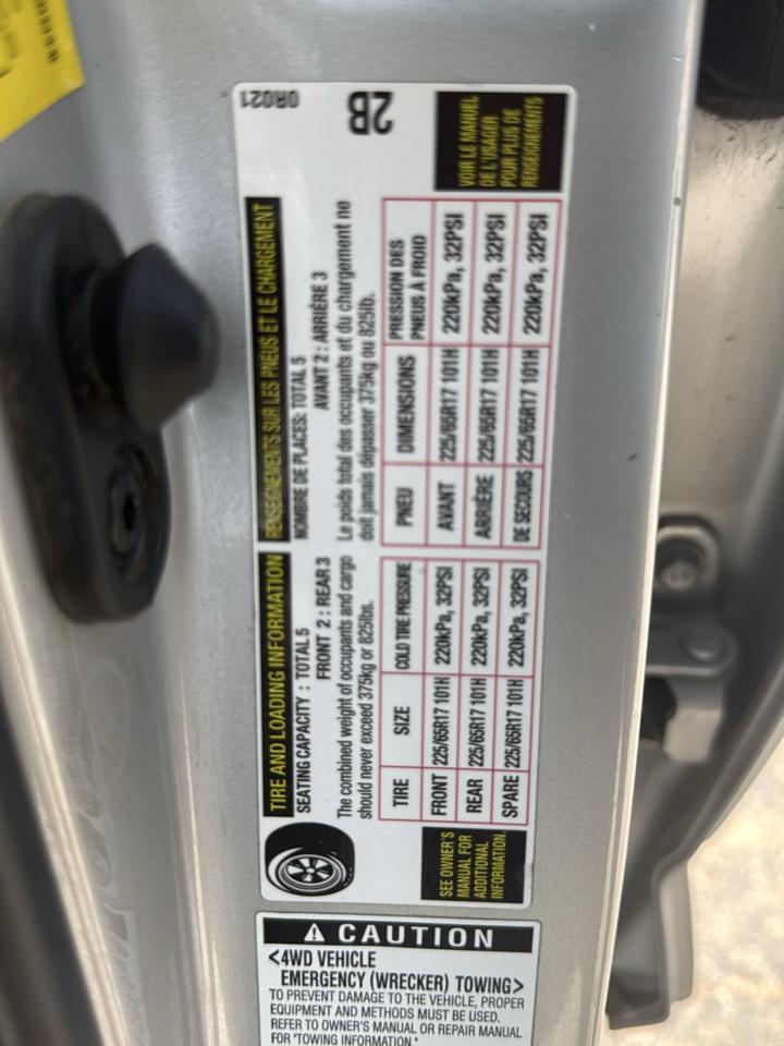 Toyota RAV4 Base I4 4WD 2012