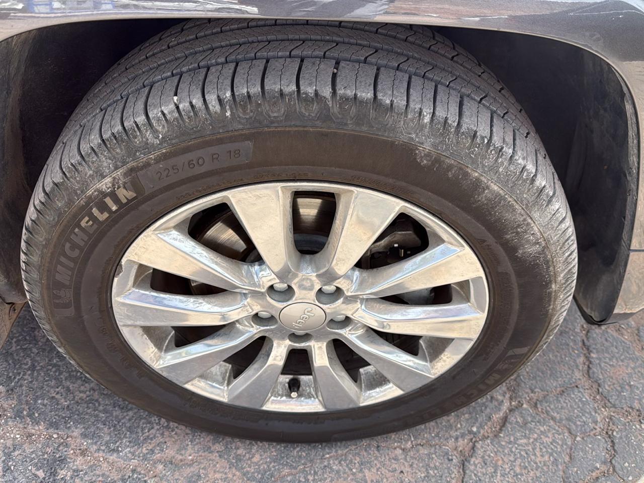 Jeep Cherokee Overland 4WD 2018