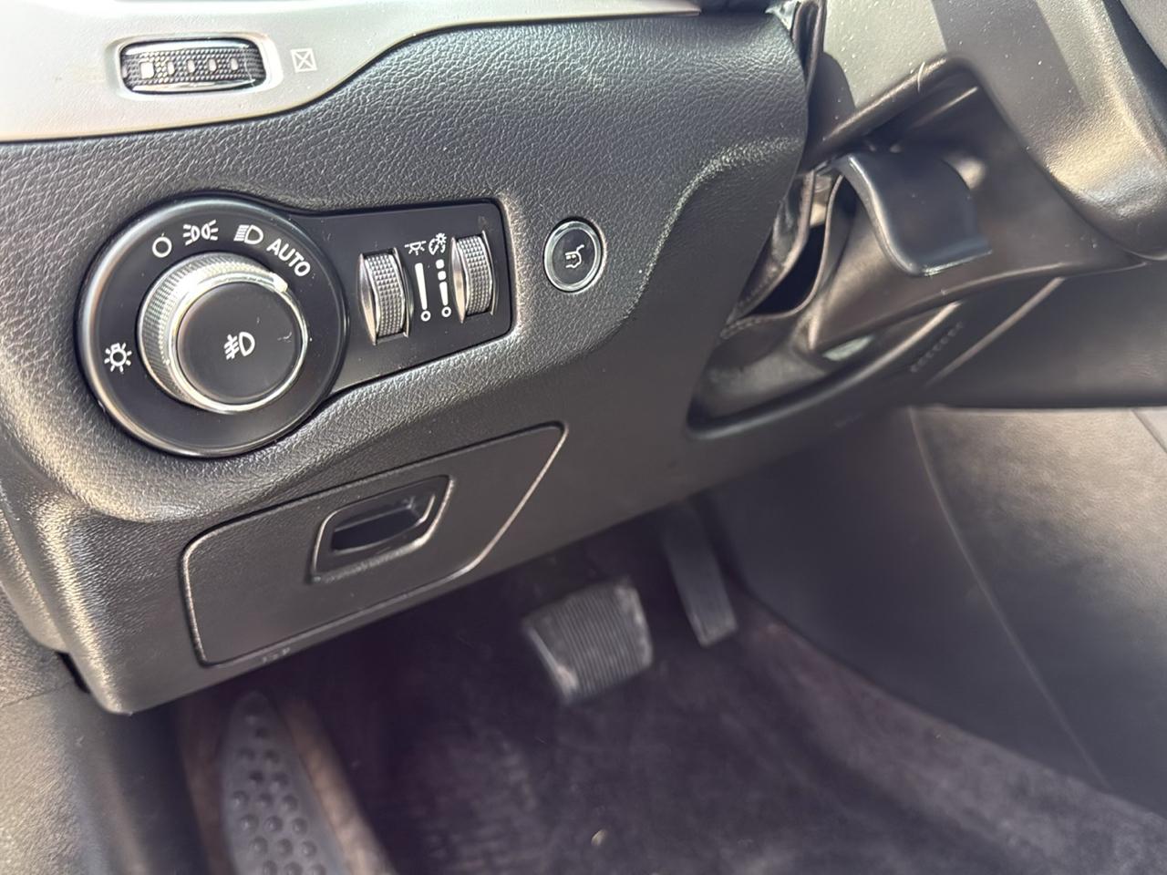 Jeep Cherokee Overland 4WD 2018