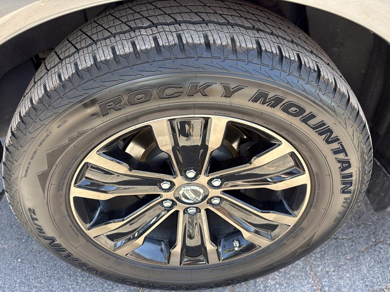Nissan Armada 4x4 Platinum 2018
