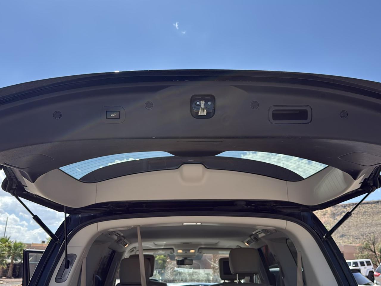 Nissan Armada 4x4 Platinum 2018