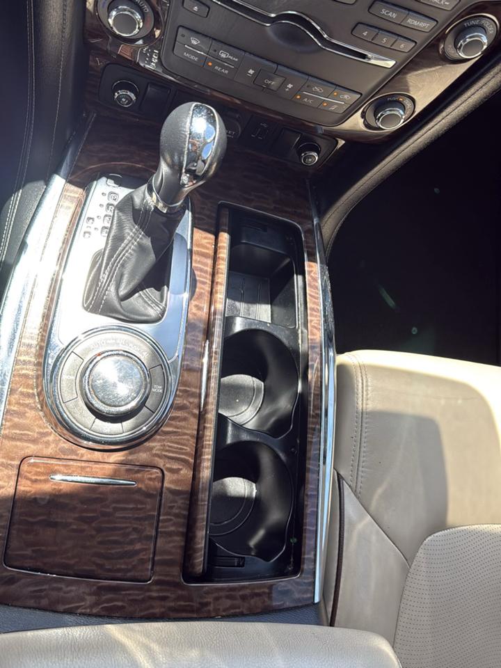 Nissan Armada 4x4 Platinum 2018