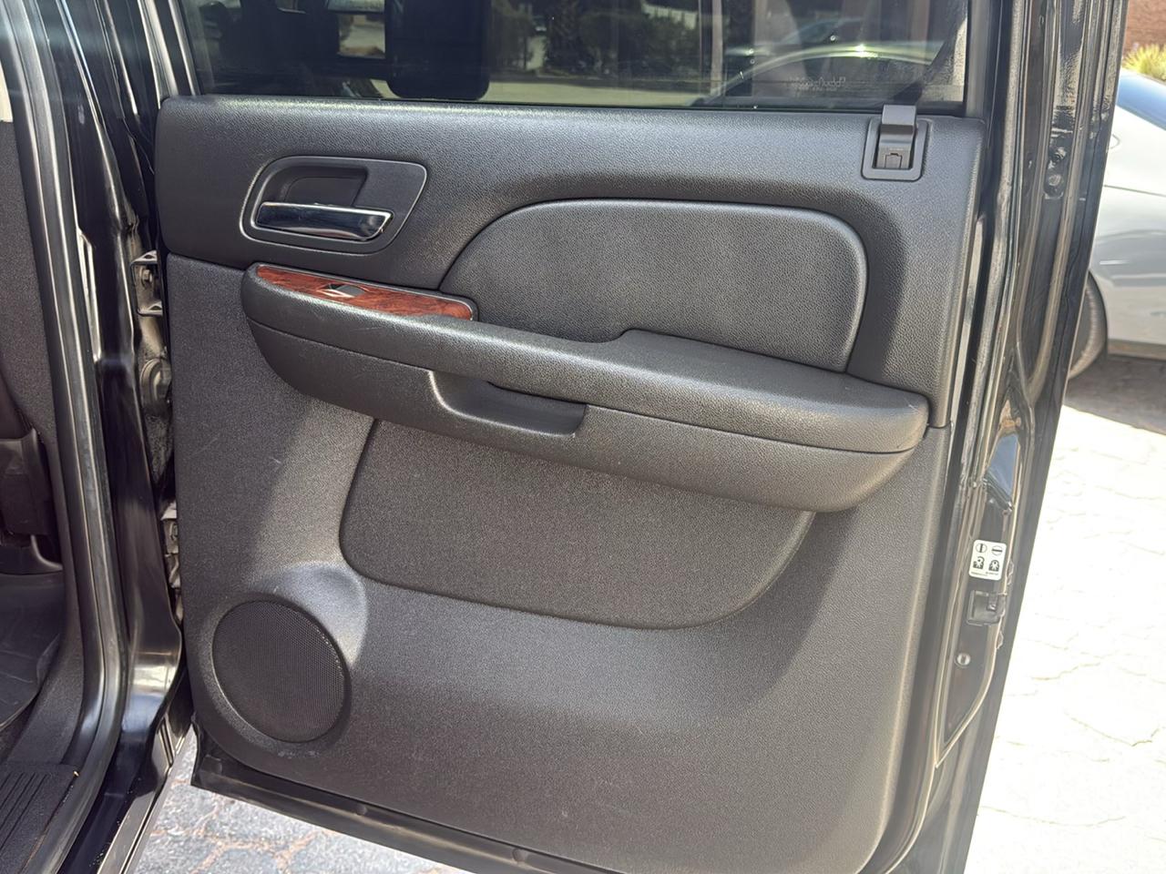 Chevrolet Silverado 2500HD LTZ Crew Cab 4WD 2009