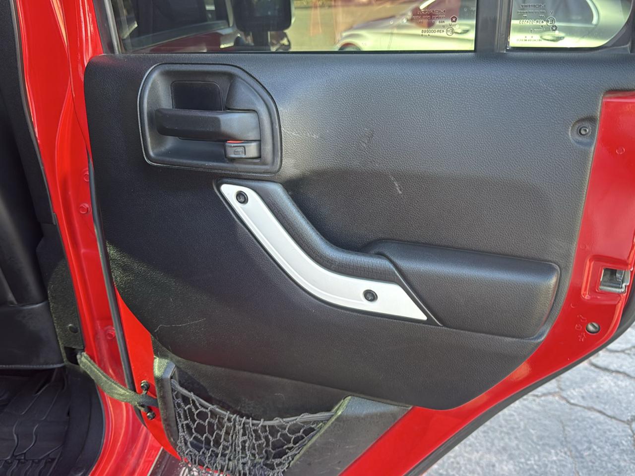 Jeep Wrangler Unlimited Sahara 4WD 2015