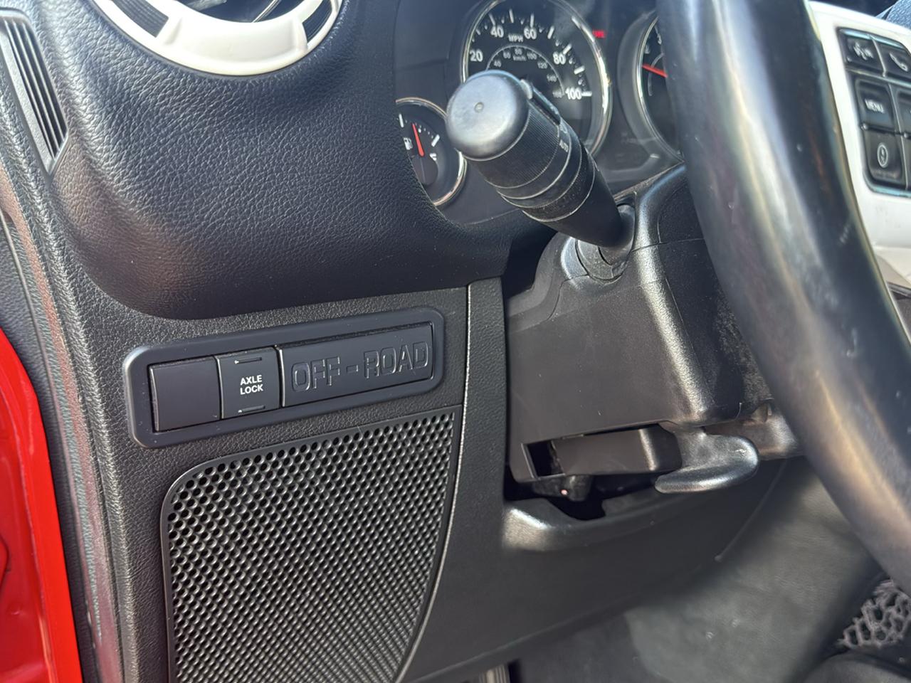 Jeep Wrangler Unlimited Sahara 4WD 2015