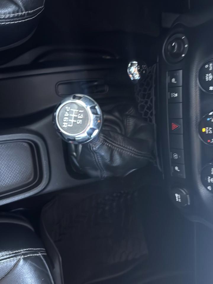 Jeep Wrangler Unlimited Sahara 4WD 2015