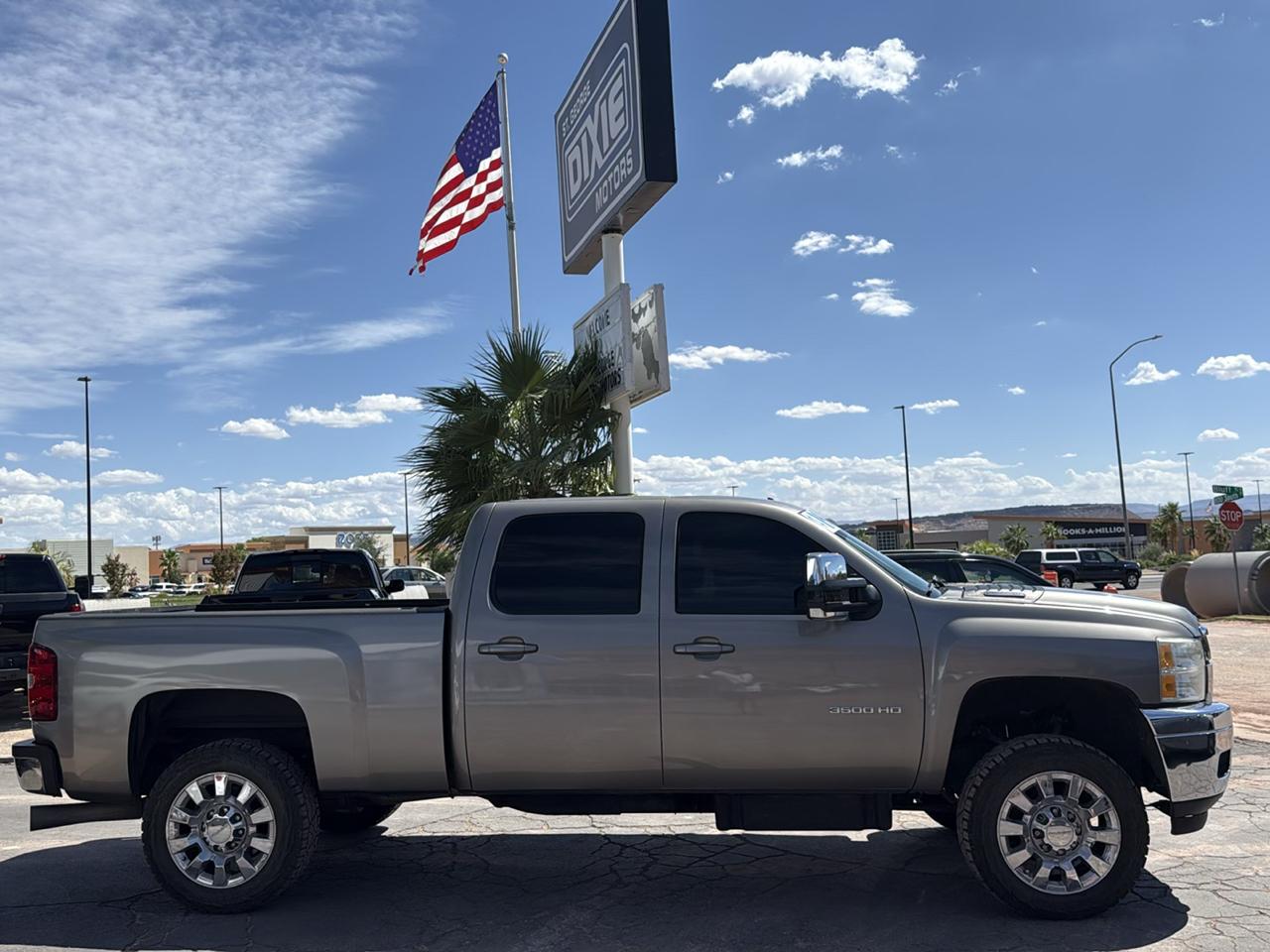Chevrolet Silverado 3500HD LTZ Crew Cab 4WD 2013