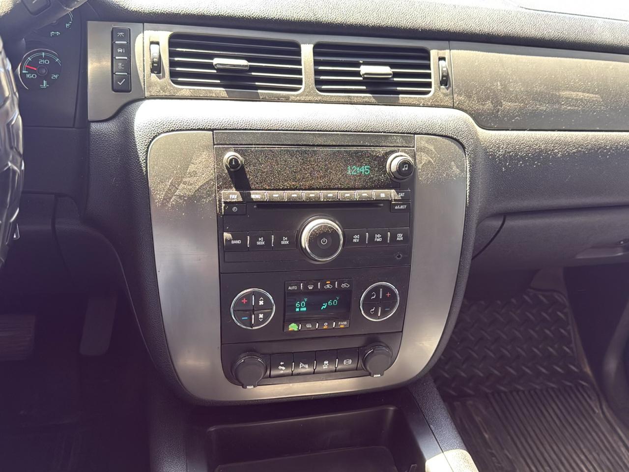 Chevrolet Silverado 3500HD LTZ Crew Cab 4WD 2013