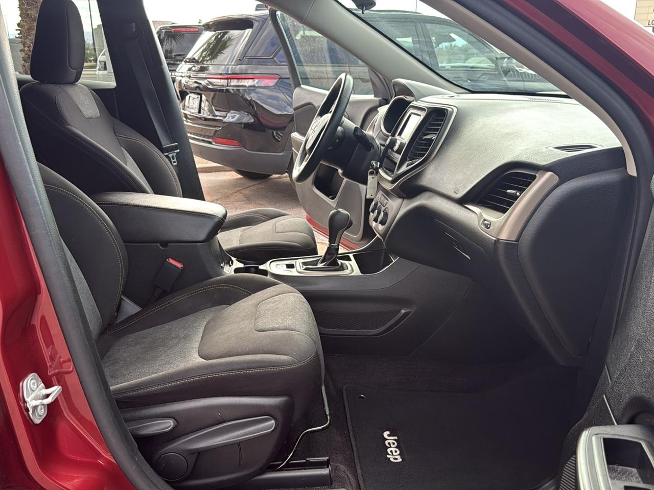 Jeep Cherokee Sport FWD 2016