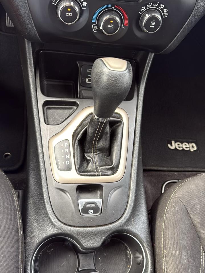 Jeep Cherokee Sport FWD 2016