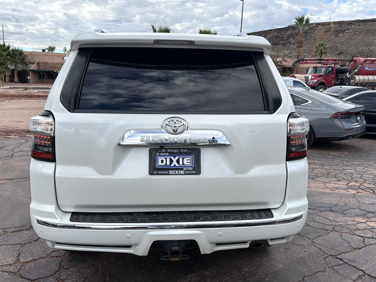 Toyota 4Runner Limited V6 4WD 2019
