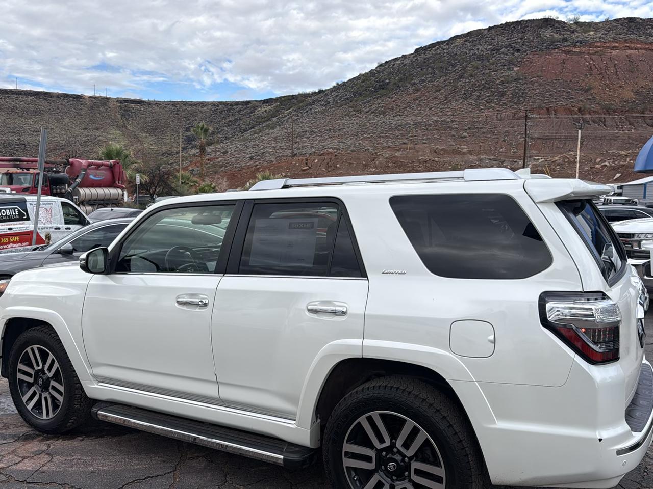 Toyota 4Runner Limited V6 4WD 2019