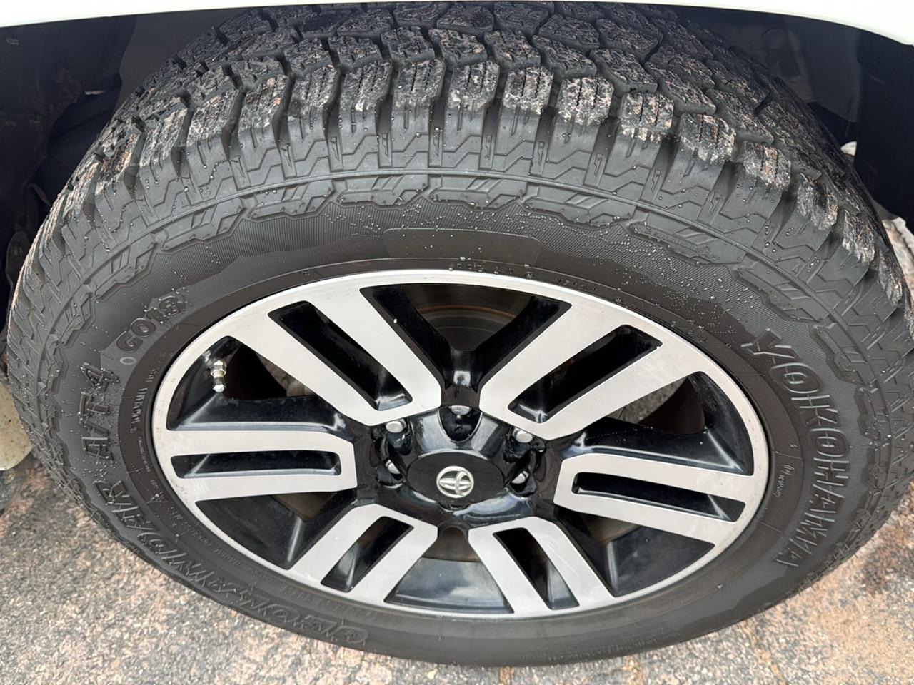 Toyota 4Runner Limited V6 4WD 2019