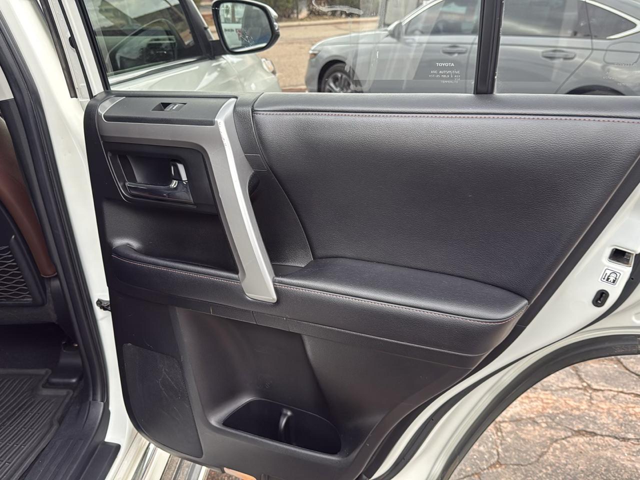 Toyota 4Runner Limited V6 4WD 2019