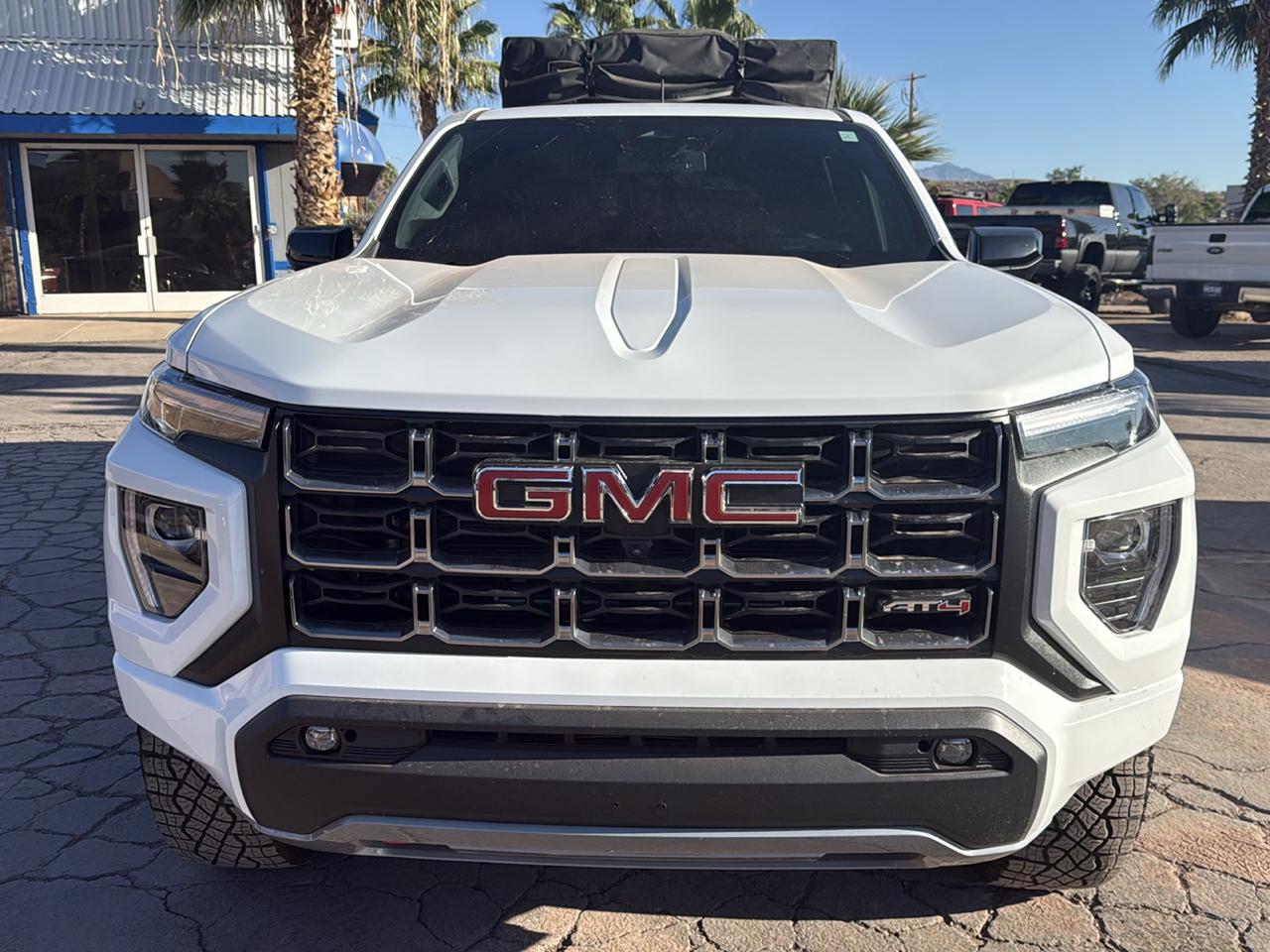 GMC Canyon AT4 Crew Cab 4WD 2024