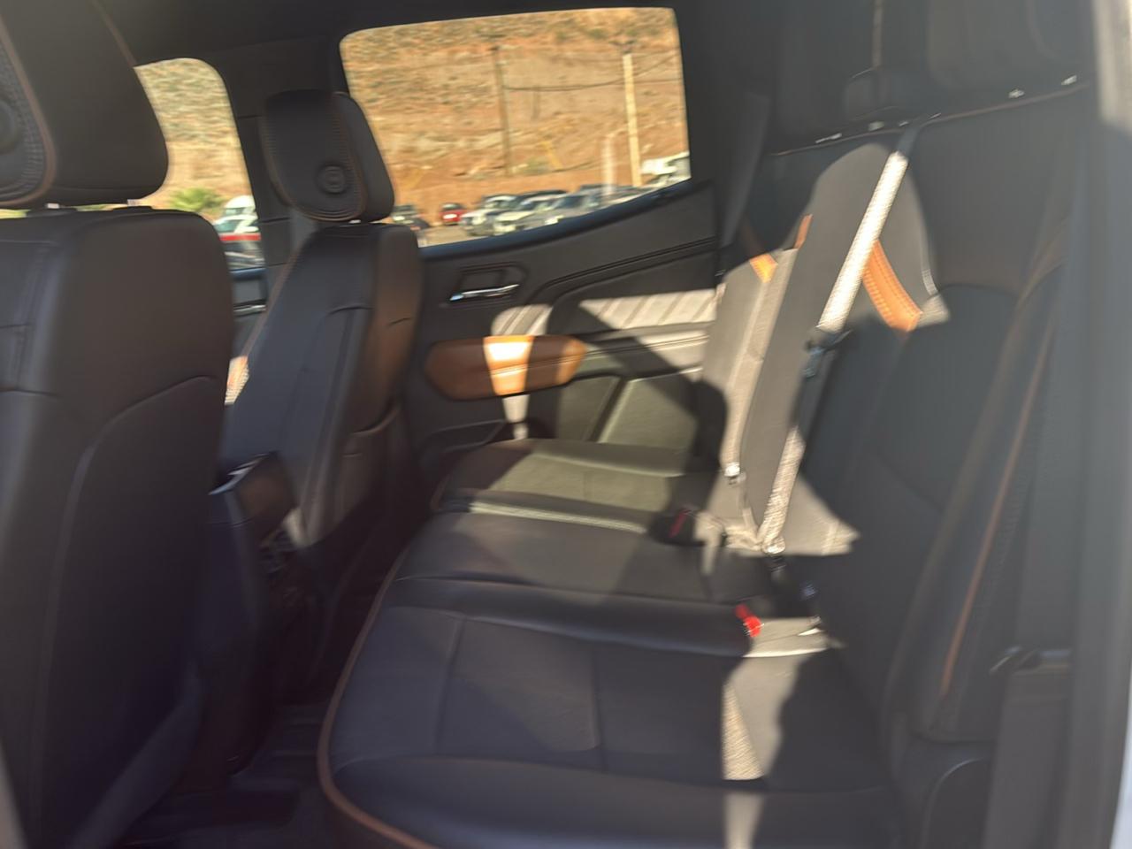 GMC Canyon AT4 Crew Cab 4WD 2024