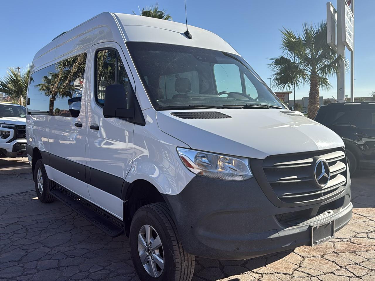 Mercedes-Benz Sprinter 2500 144-in. WB 2023