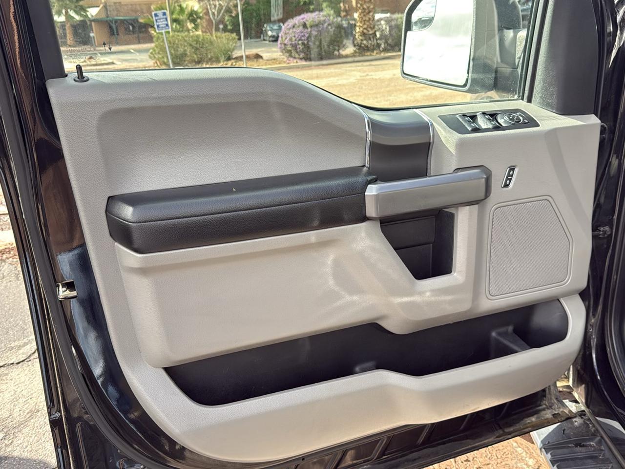 Ford F-150 SuperCrew 150" XLT 2019