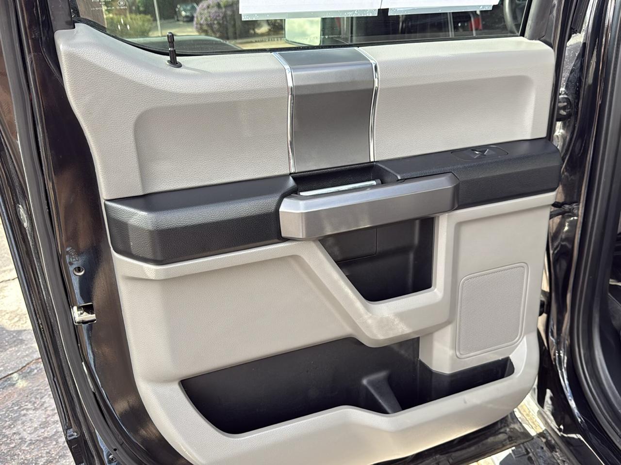 Ford F-150 SuperCrew 150" XLT 2019