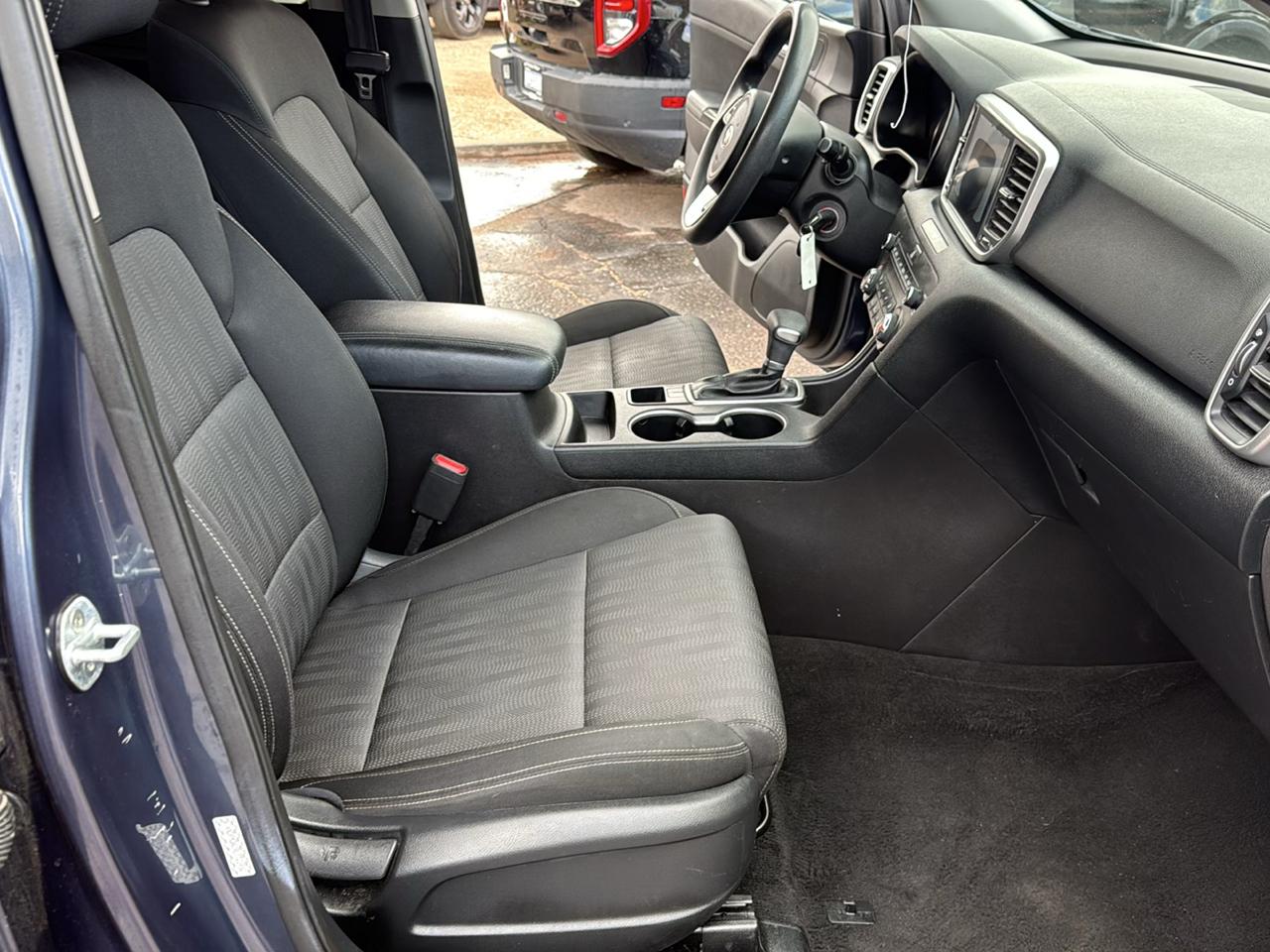 Kia Sportage LX FWD 2020