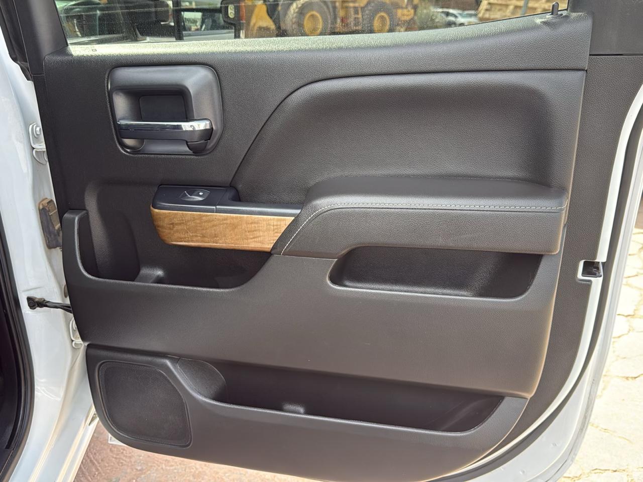 Chevrolet Silverado 1500 LTZ Crew Cab 4WD 2017