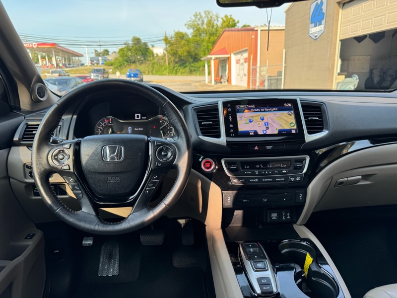 Honda Pilot Touring 4WD 2018 Honda Pilot Touring 4WD 2018