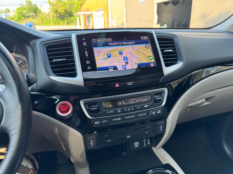 Honda Pilot Touring 4WD 2018 Honda Pilot Touring 4WD 2018