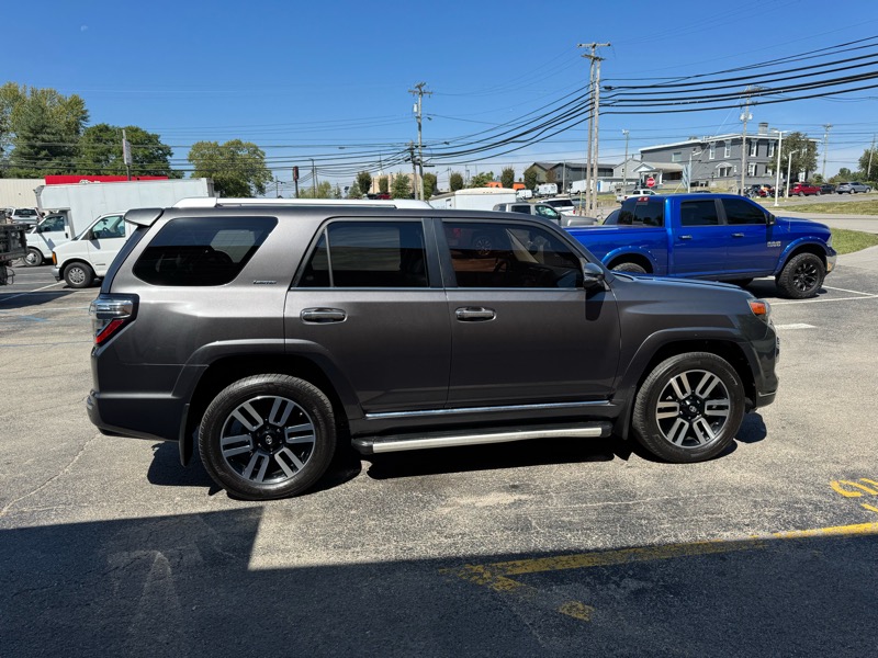 Toyota 4Runner Limited 4WD V6 2018 Toyota 4Runner Limited 4WD V6 2018