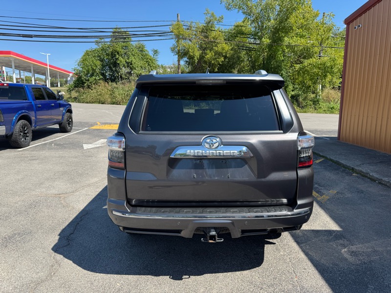 Toyota 4Runner Limited 4WD V6 2018 Toyota 4Runner Limited 4WD V6 2018