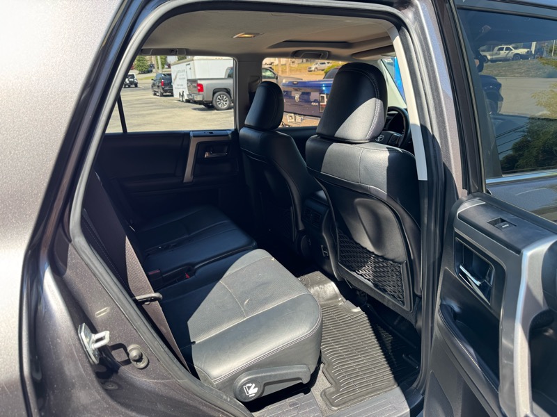 Toyota 4Runner Limited 4WD V6 2018 Toyota 4Runner Limited 4WD V6 2018