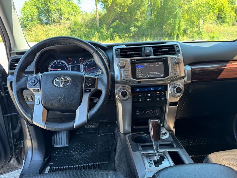 Toyota 4Runner Limited 4WD V6 2018 Toyota 4Runner Limited 4WD V6 2018