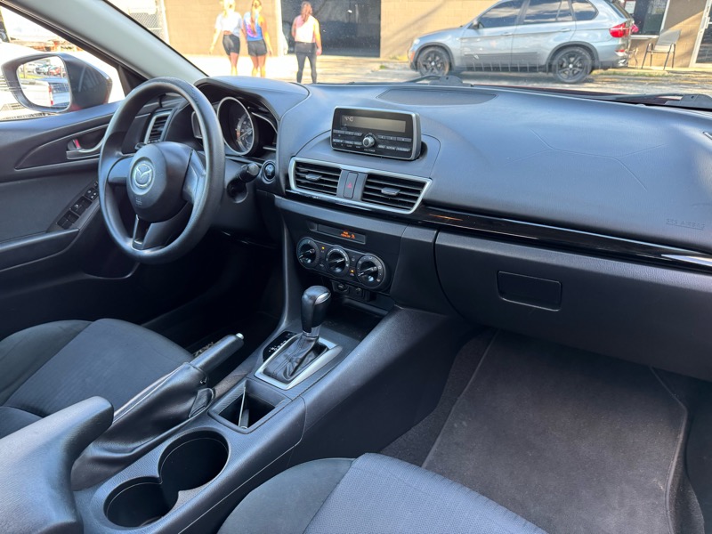 2015 Mazda Mazda3 i SV photo 9