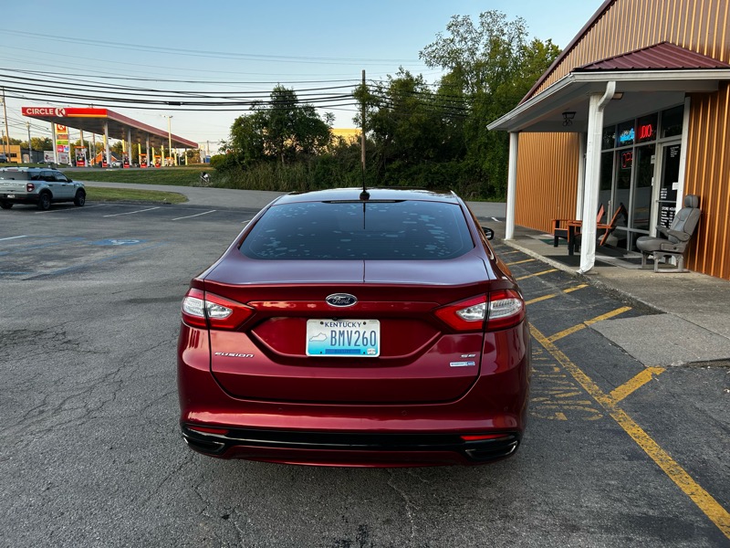 2016 Ford Fusion SE photo 7