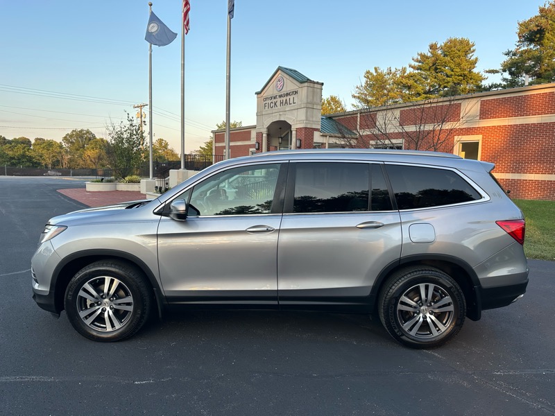 2016 Honda Pilot EX-L photo 9