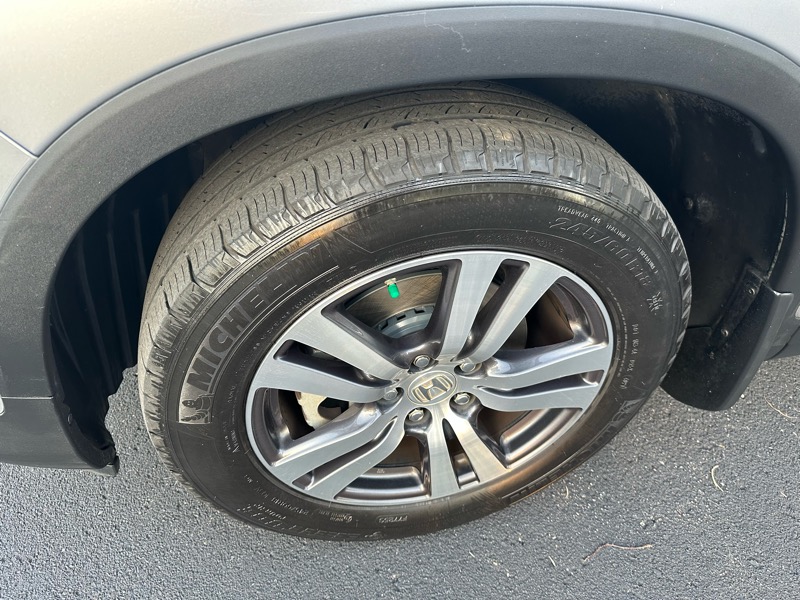 2016 Honda Pilot EX-L photo 10
