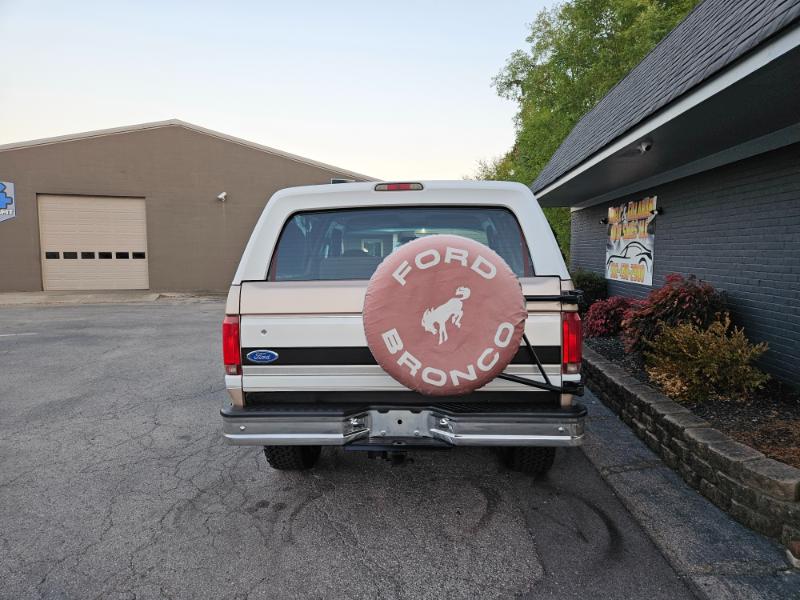 1996 Ford Bronco photo 7