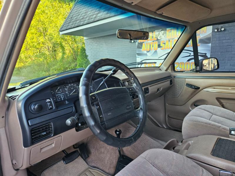 1996 Ford Bronco photo 11