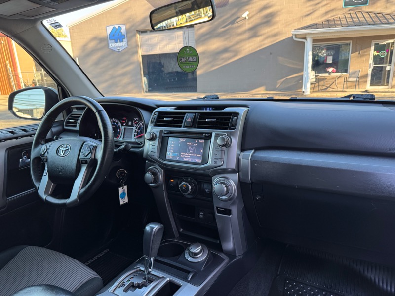 Toyota 4Runner 4WD 4dr V6 SR5 Premium (Natl) 2017 Toyota 4Runner 4WD 4dr V6 SR5 Premium (Natl) 2017