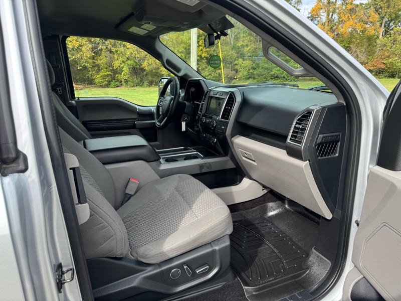 Ford F-150 XLT SuperCab 6.5-ft. Bed 4WD 2016 Ford F-150 XLT SuperCab 6.5-ft. Bed 4WD 2016