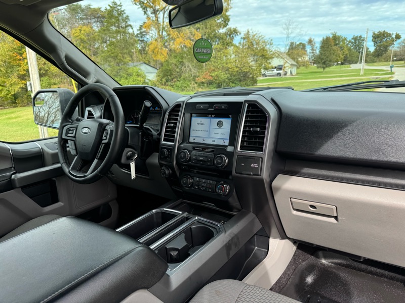 Ford F-150 XLT SuperCab 6.5-ft. Bed 4WD 2016 Ford F-150 XLT SuperCab 6.5-ft. Bed 4WD 2016