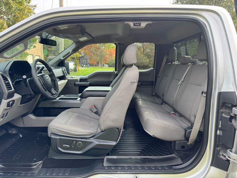Ford F-150 XLT SuperCab 6.5-ft. Bed 4WD 2016 Ford F-150 XLT SuperCab 6.5-ft. Bed 4WD 2016